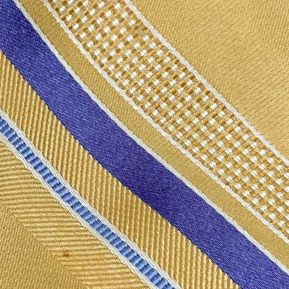 Michael Kors Striped Tie - Picture 5 of 5